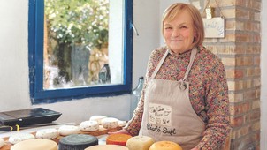 Rákospalotától Moszkván át Kubáig, fordítástól a sajtműhelyig - Pásztó Eszter mesébe illő életét neked is meg kell ismerned