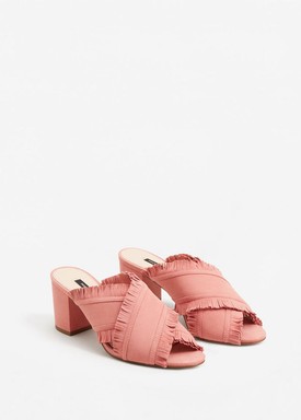 Bőr szandál MANGO 13 995 Ft- mango.com