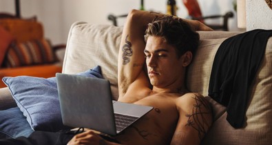 Ez az oka, hogy a férfiaknak később fáj a szakítás, mint a nőknek