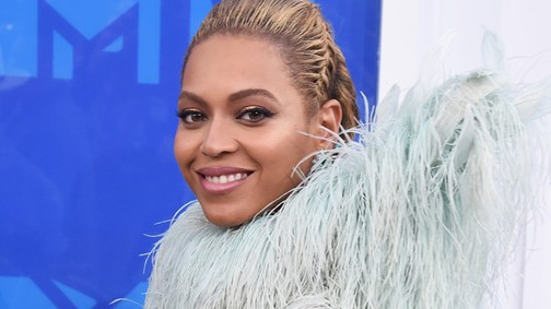 Beyoncé, ez zseniális! Igazi jégkirálynő volt az MTV VMA díjátadóján!