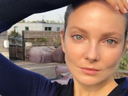 Mihalik Enikő nemcsak szexi, de végtelenül kitartó is! Így futotta le a New York-i maratont! 