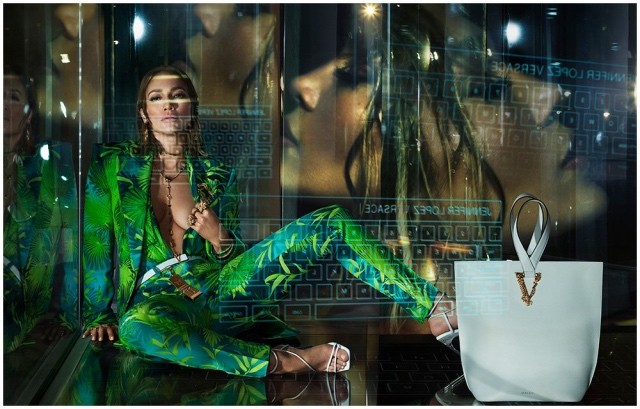 Jennifer Lopez Versace