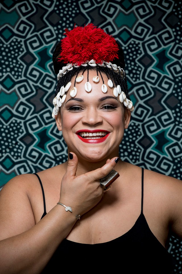 Sena és kedvenc fejdísze