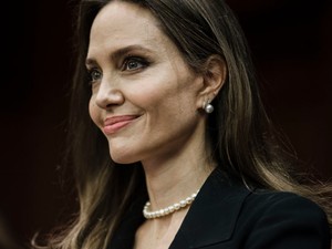 Angelina Jolie és felnőtt fia a legsikkesebb párosként hódít a New York-i éjszakában