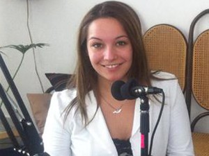 Csinos szettben a motoros versenyző