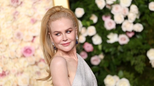 Nicole Kidman és Angelina Jolie gyakorlatilag pucéran, Miley Cyrus a világ legnagyobb dekoltázsában ragyogott a 2025-ös Golden Globe-on