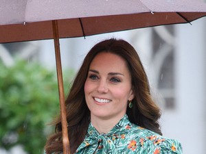 Nagyon bizarr! Mindenki Kate Middleton ujjairól beszél!
