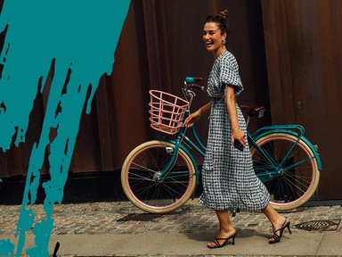 Biciklivel indulnál el a nyári esti programokra? Szuper darabokat találsz hozzá a Glamour Summer Weekend alatt!