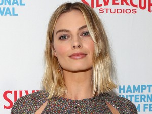 Nem lesz szexibb outfit Margot Robbie meztelenruháján ezen a héten