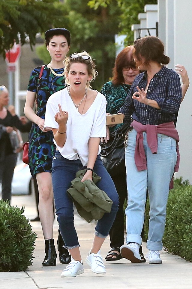 kristen stewart, st vincent, paparazzi, hollywood, street style