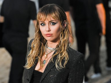 Miley Cyrus új klipje hemzseg a titkos utalásoktól