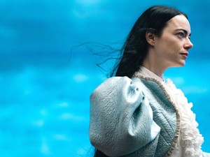 „A díjtól én nem leszek se több, se másabb” – Exkluzív interjú a Szegény párák Oscar-díjas díszletberendezőjével, Mihalek Zsuzsával