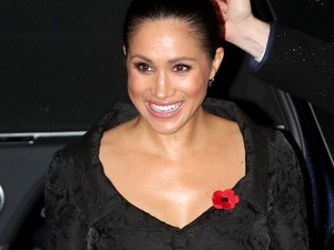 Meghan Markle élete legelegánsabb ruhájában: de jól áll neki?