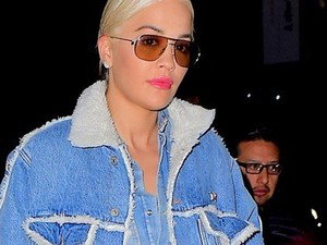 Rita Ora miért vetted fel ezt az elképesztően előnytelen csizmát?