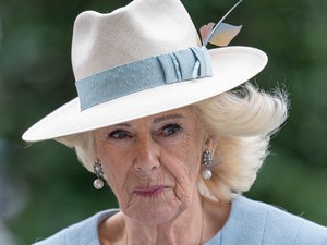 Kamilla királyné olyat tett, amit Erzsébet királynő halála előtt sosem mert volna meglépni