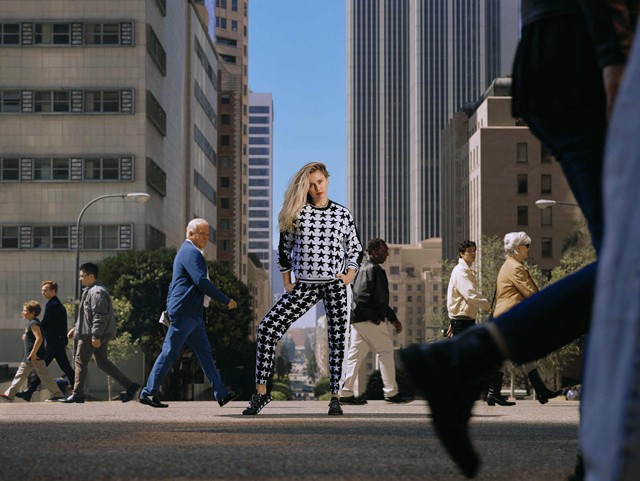 Megérkezett hozzánk is Miley Cyrus új Converse kollekciója, és a lelkedet is eladod érte, annyira menő