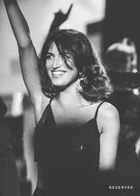 Nem lesz zseniálisabb! Elképesztő színpadi show-val debütál a Reserved új őszi kampánya