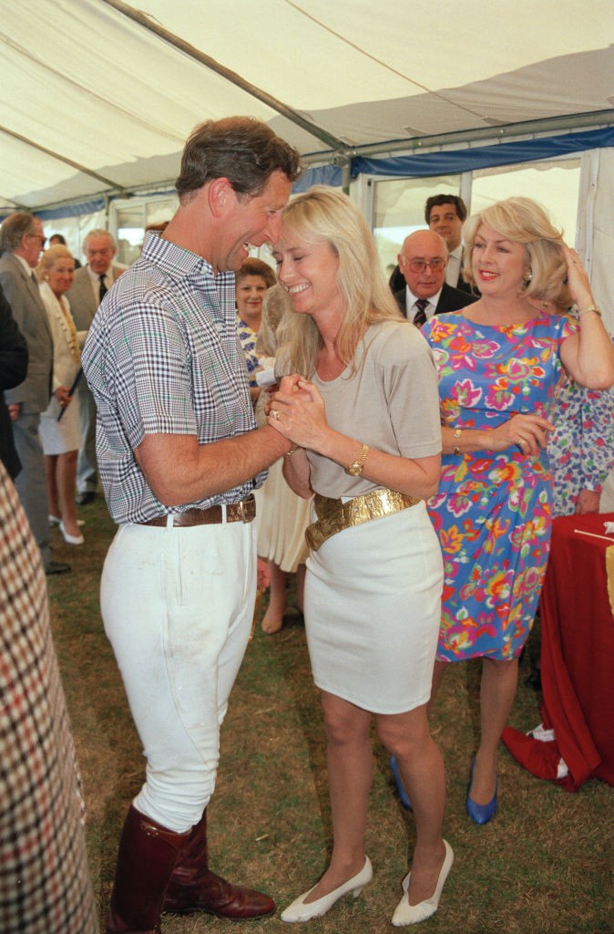Károly király és Susan George 1991-ben, egy windsori pólómérkőzésen