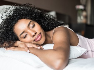 Életed legjobb alvása már ma este rád vár ezzel a módszerrel