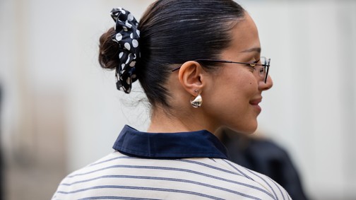 2 ártalmatlannak tűnő dolog, amit talán most is viselsz, és megbetegíthet a szakember szerint