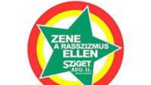 Jelenléteddel tüntess!