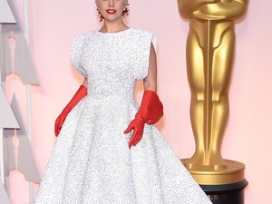 Lady Gaga tökéletes előadással ünnepelte A muzsika hangjának 50. évfordulóját