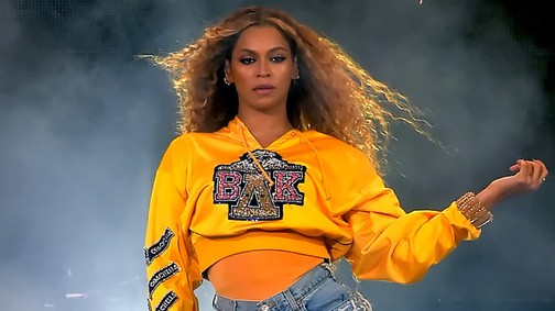 Beyoncé beintett: otthagyja a Topshop