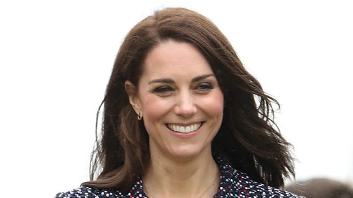 Kate Middleton az igazi tavaszkirálynő, nézd milyen csinos