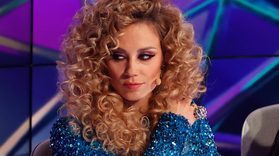 Lékai-Kiss Ramóna ruhája nem véletlenül pompázik kékben a Sztárban sztár hetedik adásában