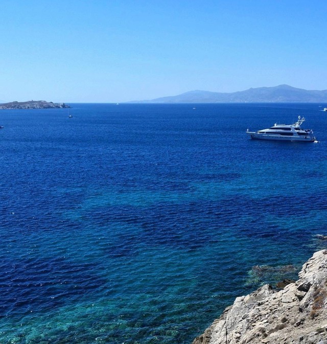 Buli vagy pihenés? Mindenre jut egy sziget!