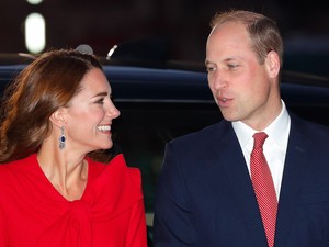 Katalin hercegné és Vilmos herceg ezzel a cuki szerelmes fotóval köszöntötte az újévet