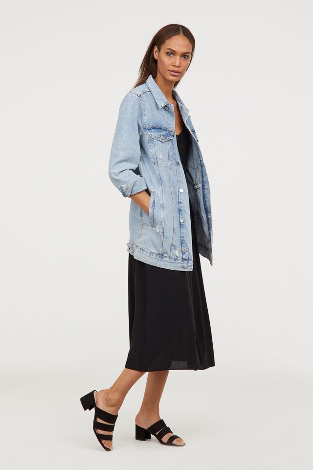 Hosszú farmerdzseki H&M 12 990- hm.com