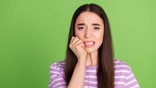 A stressz nyoma a fogaidon – amit a fogorvos lát, de te nem