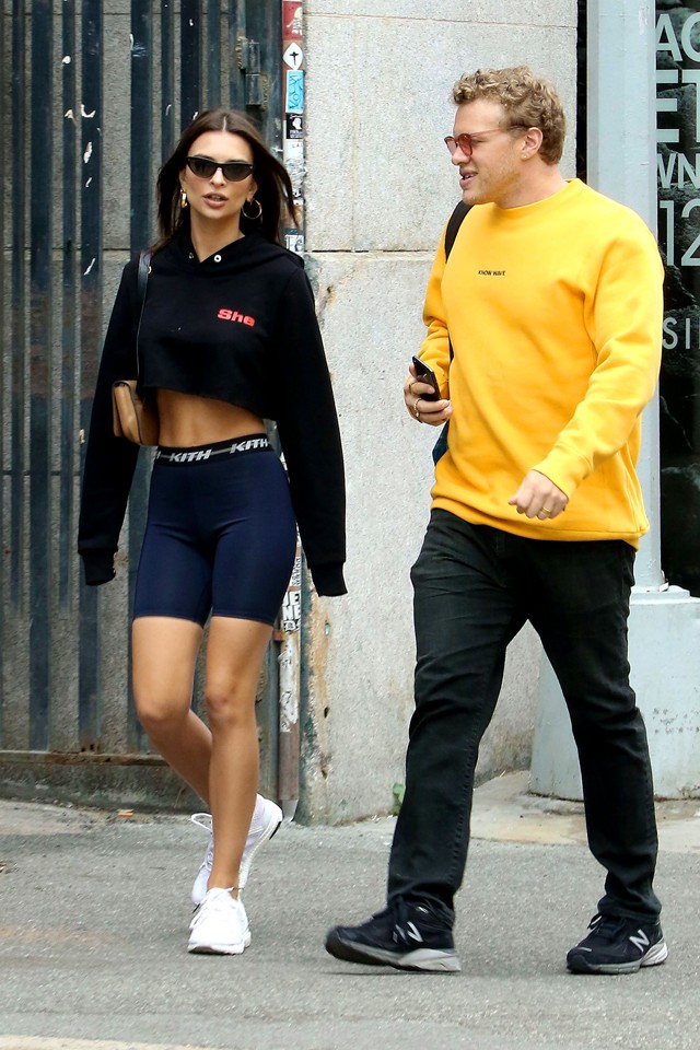 Emily Ratajkowski biciklis