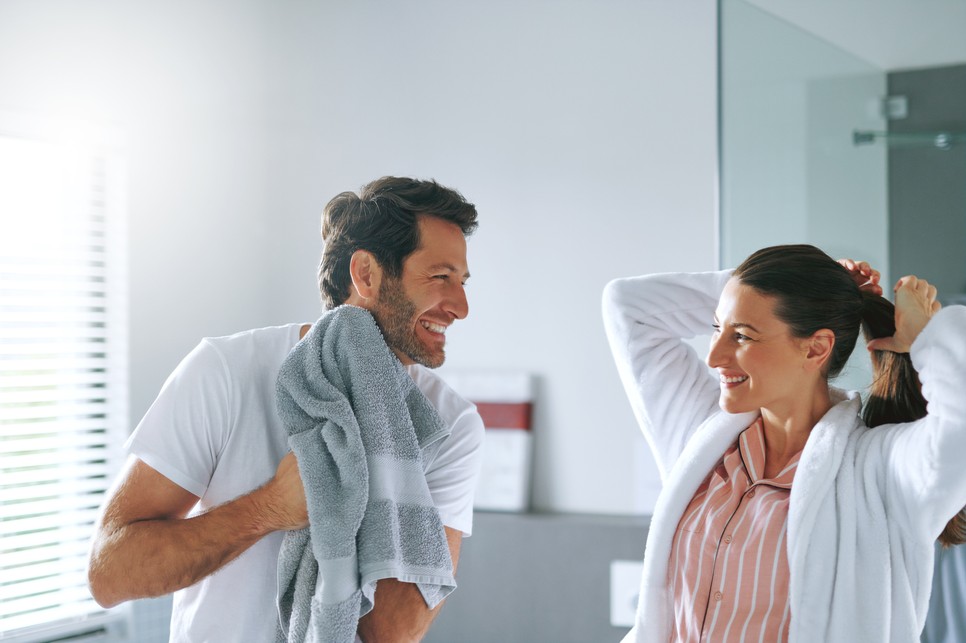 Ezzel az ajándékkal ráadásul plusz minőségi időt ajándékozhatsz magatoknak, hiszen az esti arcpolási rutint együtt is elvégezhetitek.