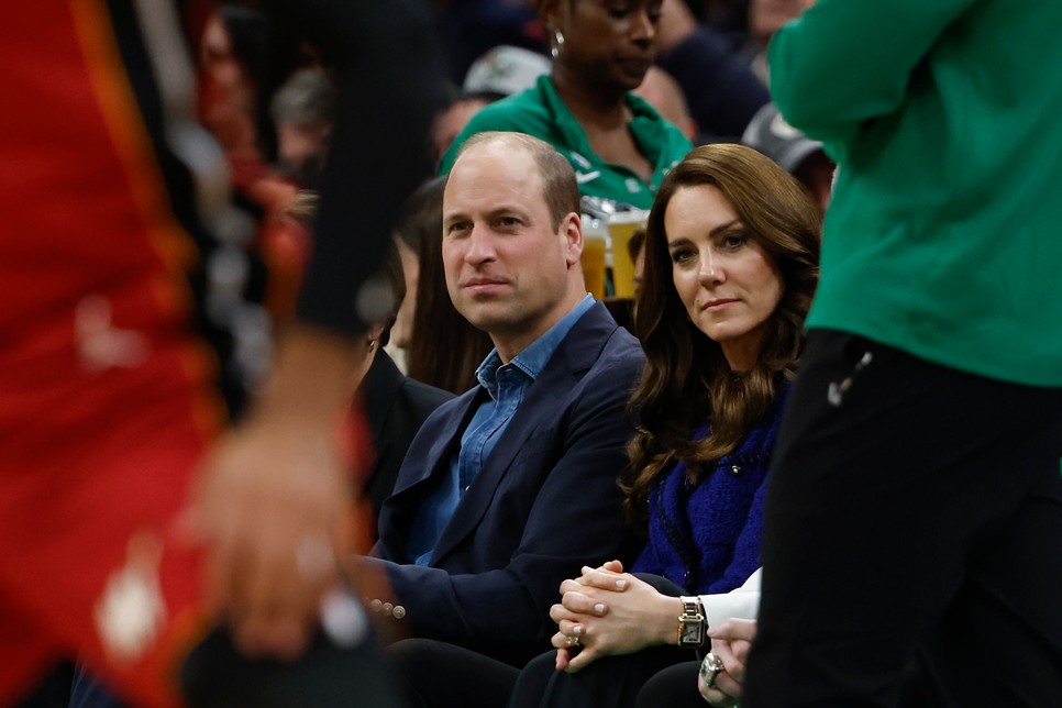 Van, hogy Katalin hercegné és Vilmos szokatlan helyszínt választanak randevújukhoz - mondjuk egy meccset vagy épp egy aukciósházat