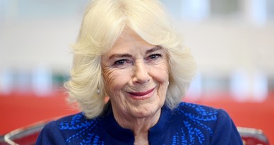 Ő Kamilla királyné ritkán látott húga: Annabel Elliot elképesztően hasonlít a nővérére