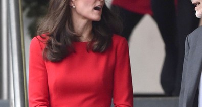 Kate Middleton menyecske ruhában