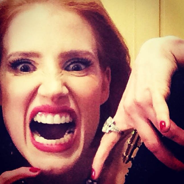 Jessica Chasthainnel nem szeretnénk egy backstage-ben lenni.