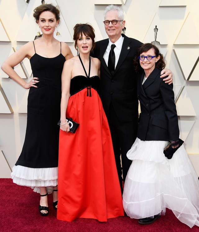 Caleb Deschanel, Mary Jo Deschanel és lányaik Emily és Zooey