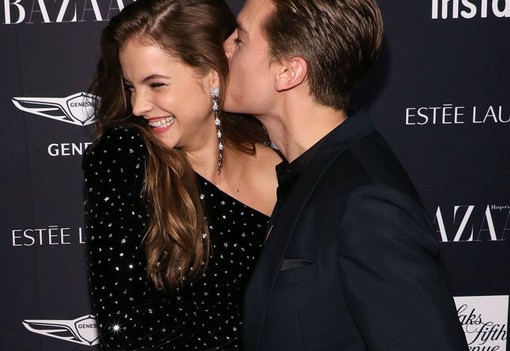 Palvin Barbara és Dylan Sprouse legforróbb fotói, egyenesen a vörös szőnyegről