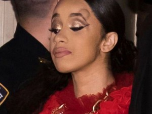 Atyaég! Összeverekedett Cardi B és Nicki Minaj a New York-i divathéten
