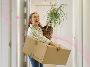 Megtaláltuk a világ legolcsóbb csodaházát: 3 és fél millióért extra tornácot és napelemeket is kapsz