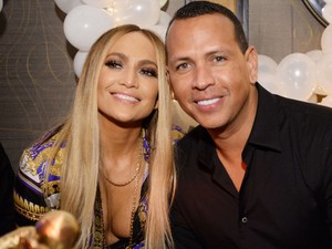 Olvadozunk: Jennifer Lopez és szerelme először nyilatkoztak kapcsolatukról az eljegyzés óta