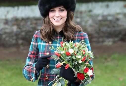 Felkészültél? Ezek Katalin hercegné legvarázslatosabb karácsonyi szettjei az elmúlt évekből