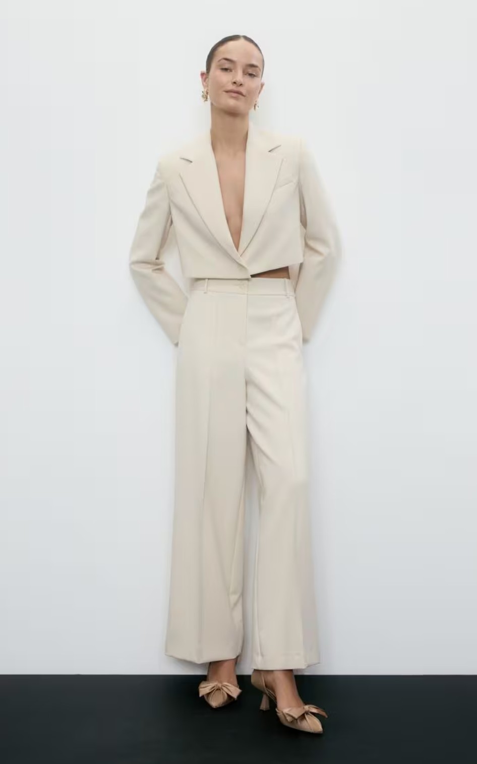 RESERVED 6595 Ft, 12 995 Ft