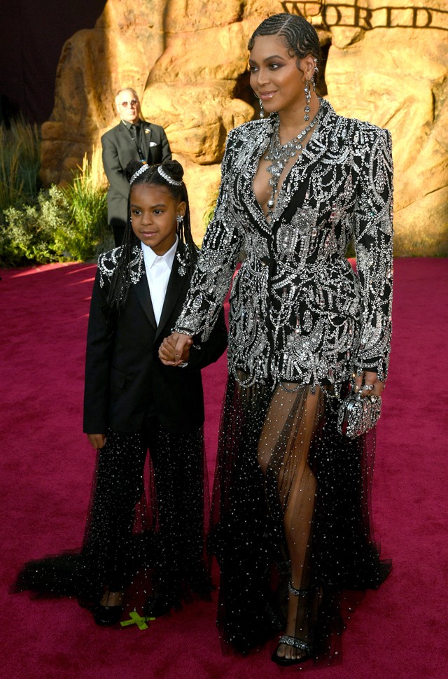 Beyoncé 7 éves kislánya egy divatdiktátor: így pózolt édesanyjával a vörös szőnyegen