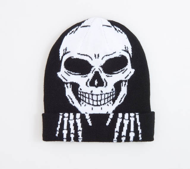 Koponyás sapi RESERVED 1795 Ft helyett 1436 Ft