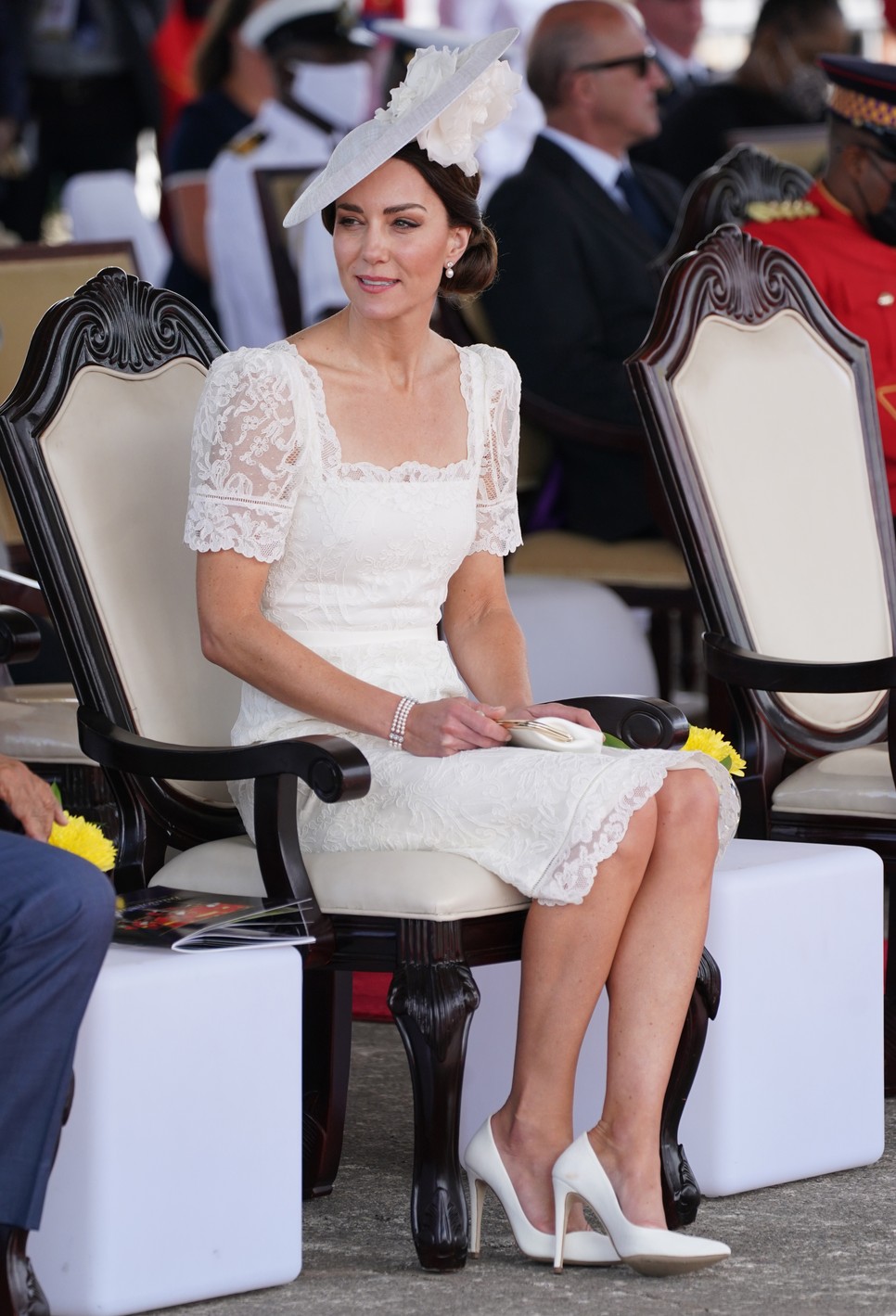 Kate Middleton három olyan szettet is viselt az elmúlt 24 órában, hogy eldobod az agyad