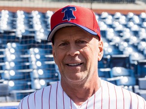 Nem bírjuk könnyek nélkül: szívszorító fotón Bruce Willis és 1 éves kisunokája